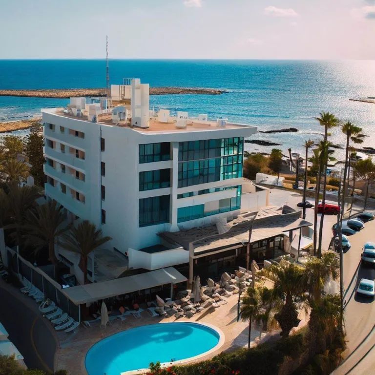 Hotel Nestor Ayia Napa: Oază de Relaxare și Confort în Cipru